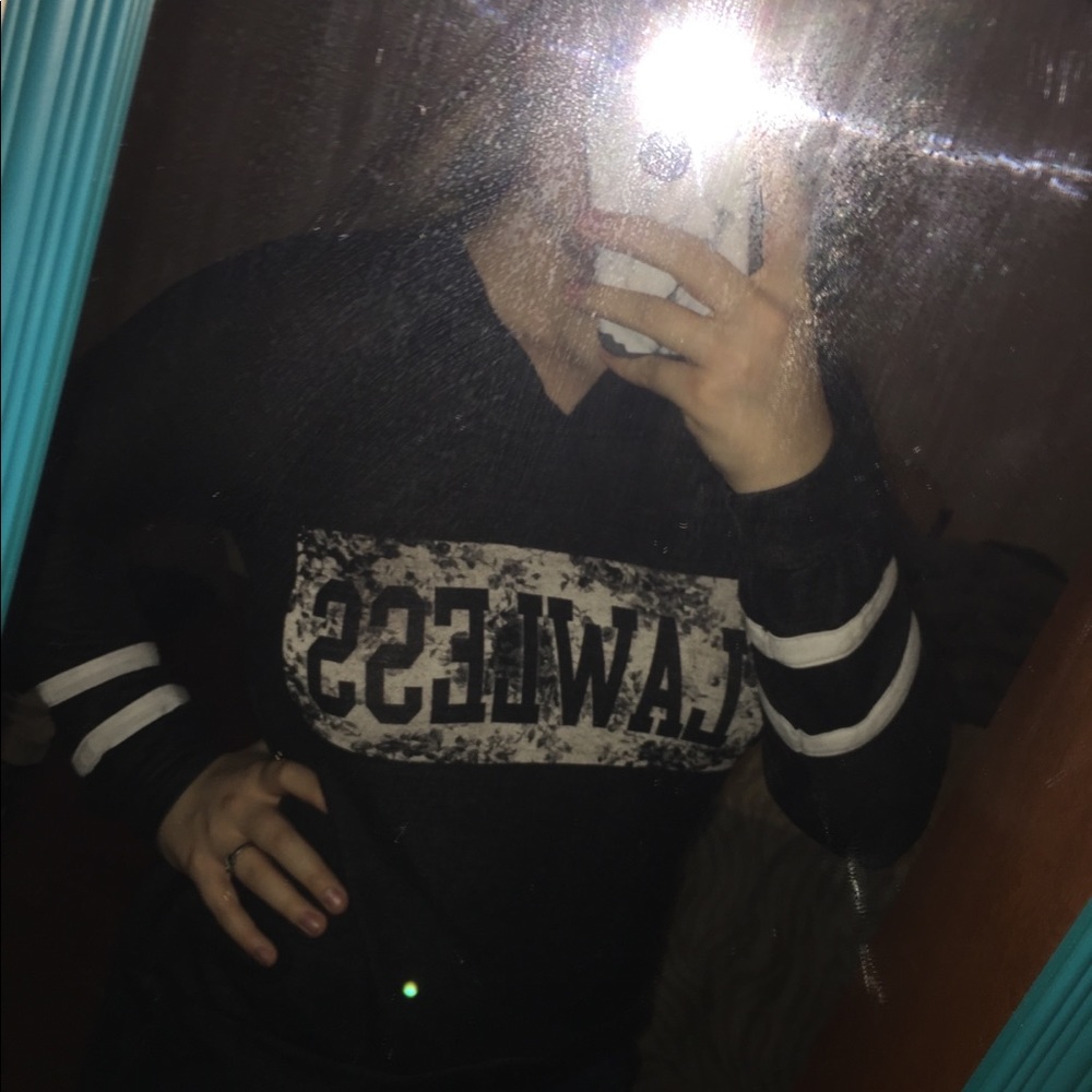 SWEATER T-SHIRT